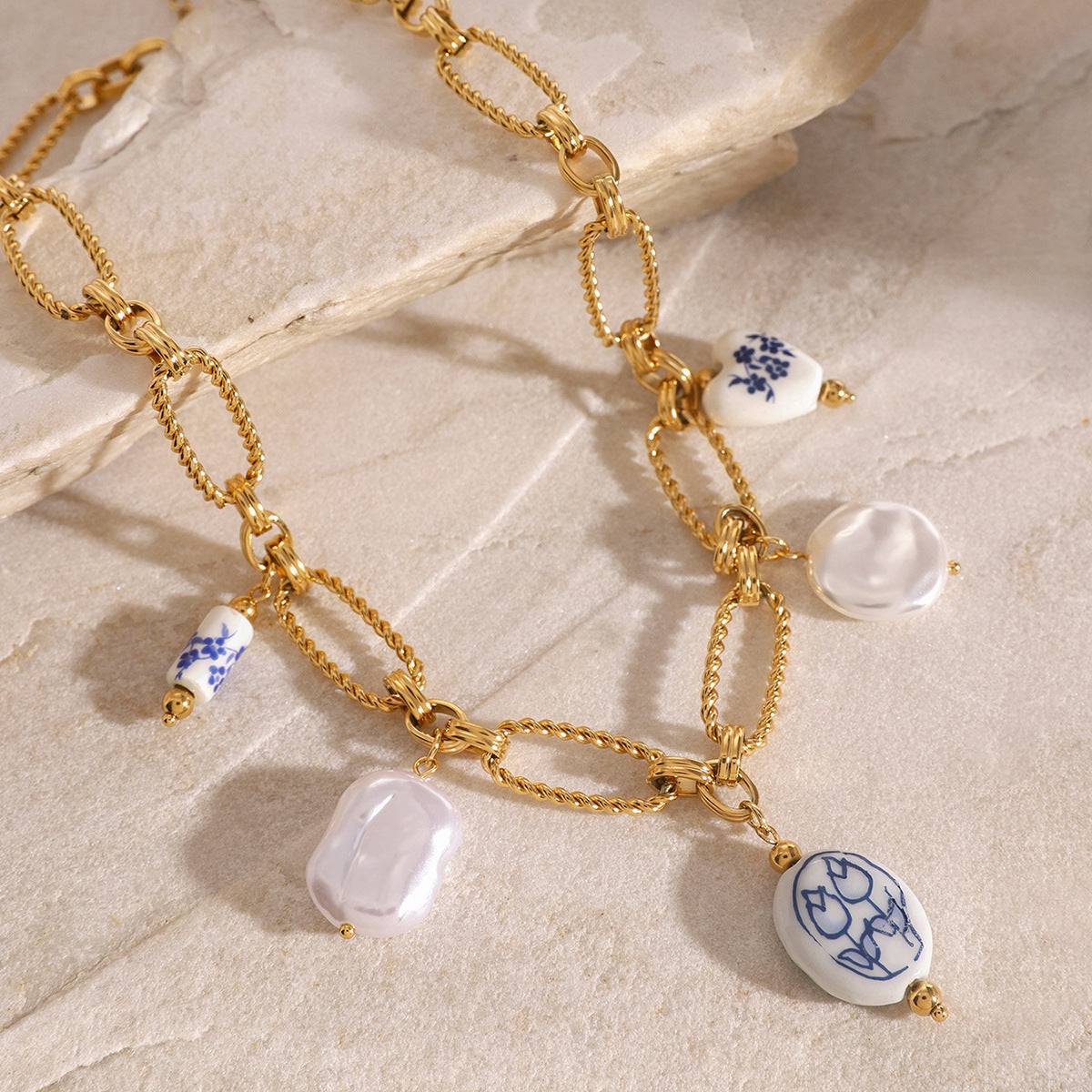 Gouden Ketting met Delfts Blauwe Charms